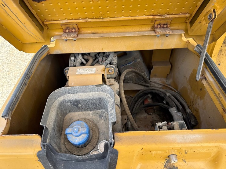 2017-caterpillar-336fl-image-48
