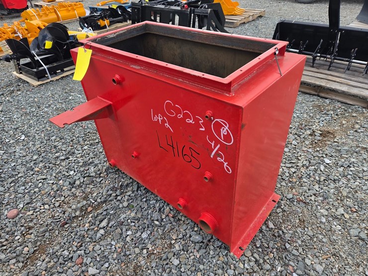 #6157-•-tank-w/-baffle-image-1