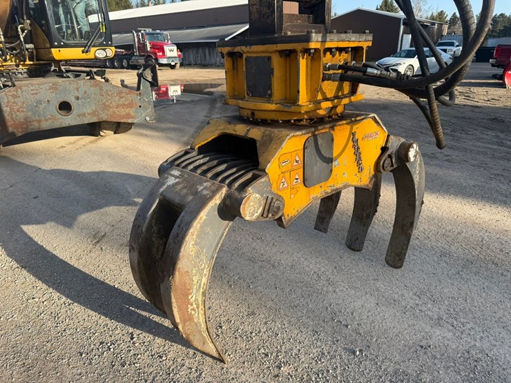 #1298-•-caterpillar-m318d-material-handler-image-12