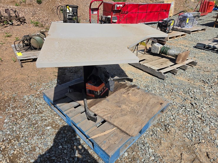 #6180-•-rolling-work-table-image-4