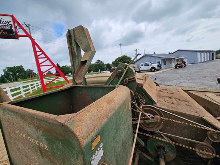 john-deere-30-image-38