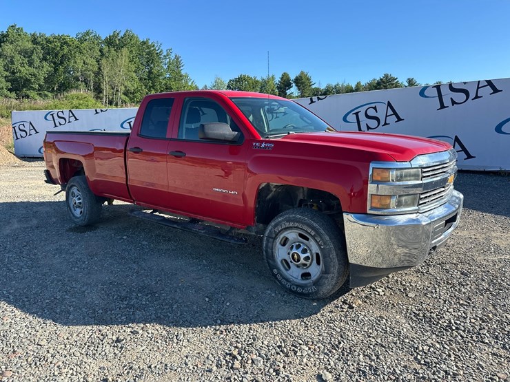 2015-chevrolet-silverado-2500hd-image-7