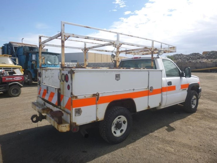 2007-chevrolet-2500-image-3