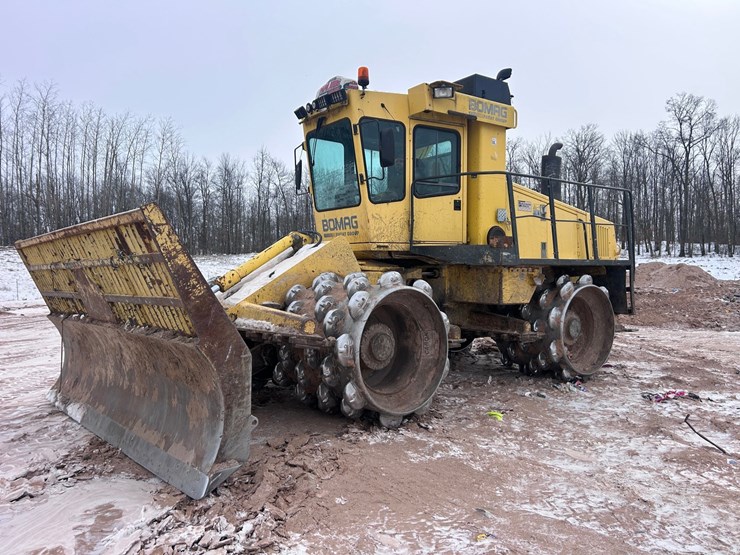 #1459-•-2012-bomag-bc572-compactor-image-1
