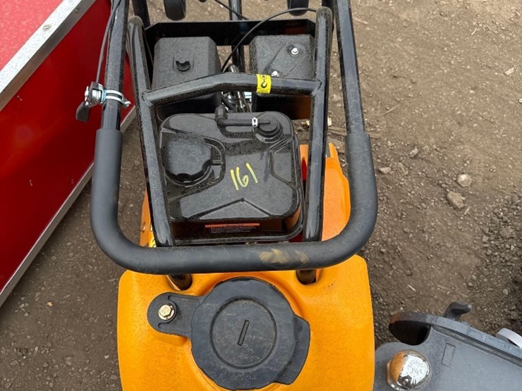 new-sdlool-co-gas-plate-compactor-model-sl90-image-1