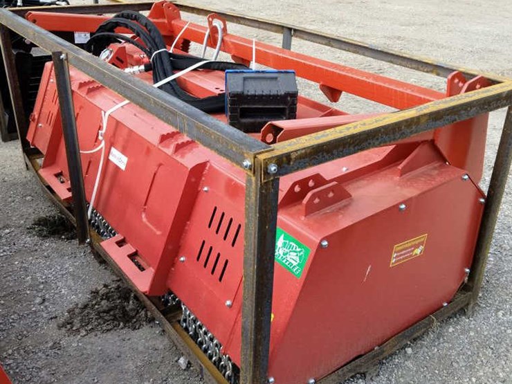 #76-•-drum-mulcher-skid-steer-attachment---rmbd72-image-4