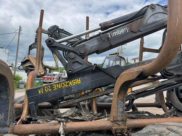 deere-1110d-image-24