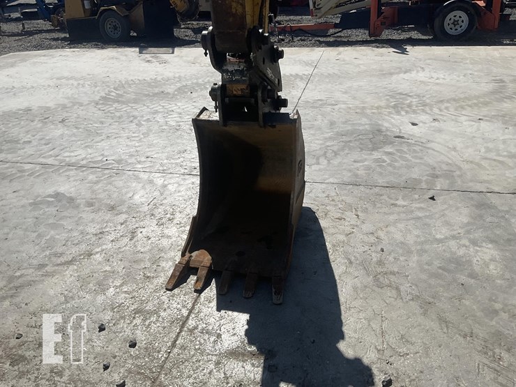 2018-kobelco-sk85cs-3e-image-11
