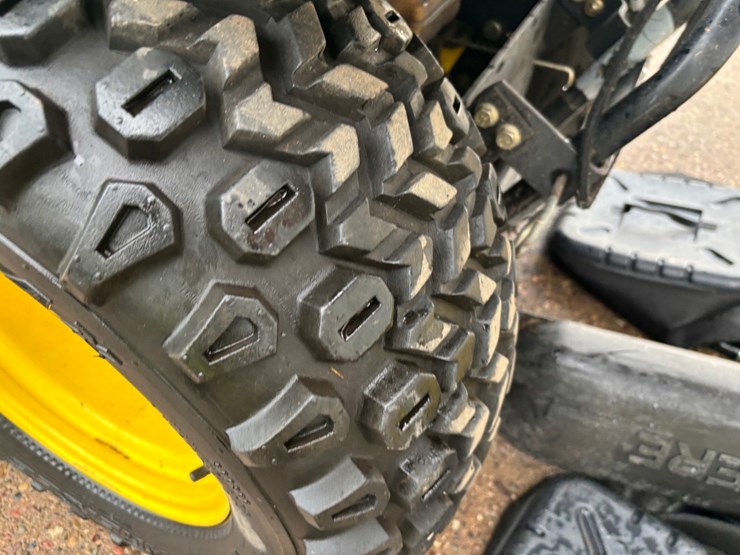 john-deere-x540-image-56