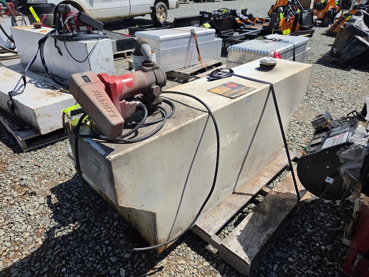 #6454-•-better-built-heavy-duty-100-gallon-fuel-transfer-tank-w/pump-image-2