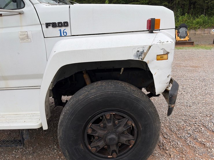 1990-ford-f800-image-21