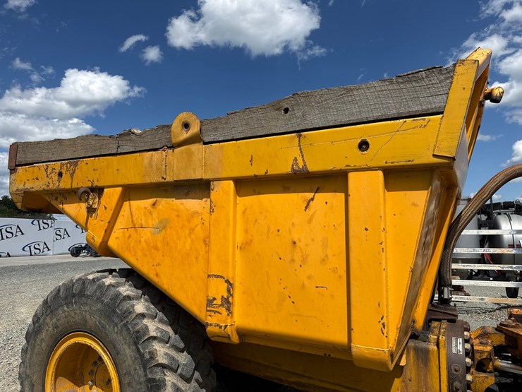 jcb-712-image-27