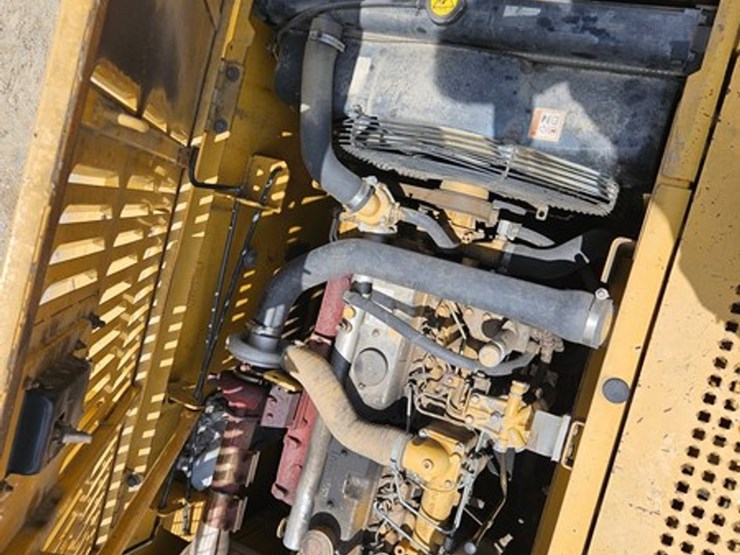 caterpillar-320c-image-41