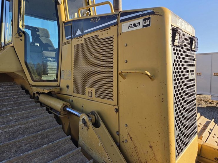 2007-caterpillar-d5n-lgp-image-17