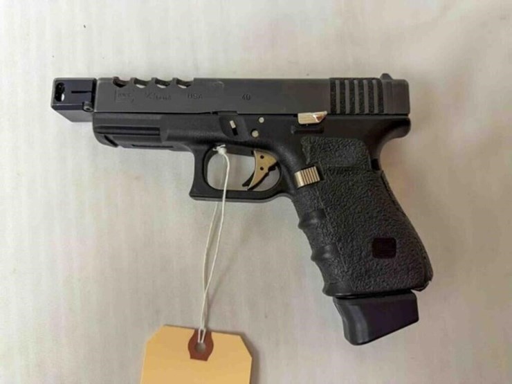 glock-pistol-image-1