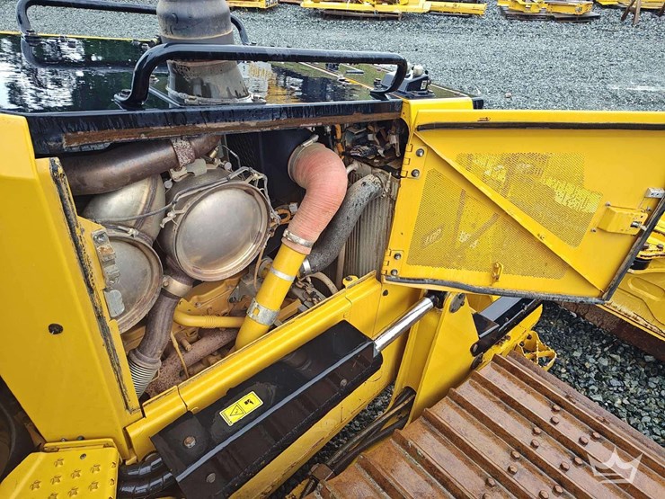 2022-caterpillar-d5-lgp-image-47