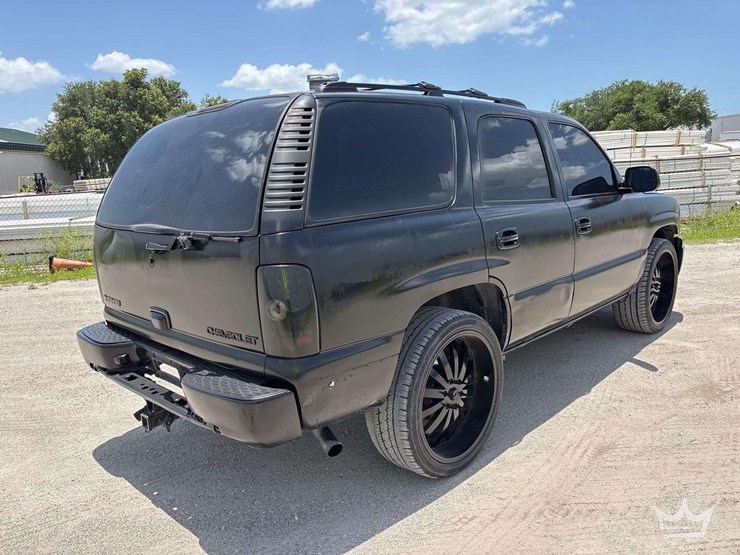 2003-gmc-yukon-denali-image-3