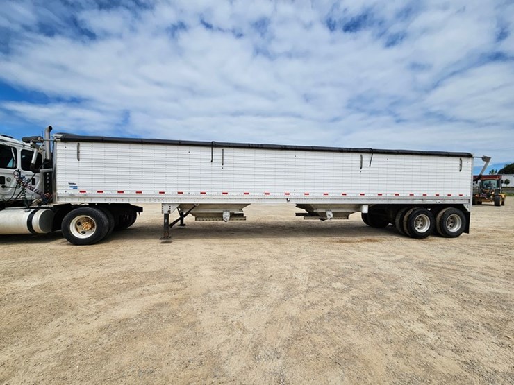 2015-stoughton-trailer-image-2