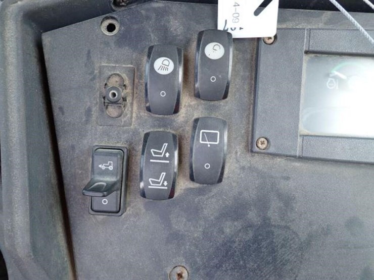 2009-deere-310sj-image-15