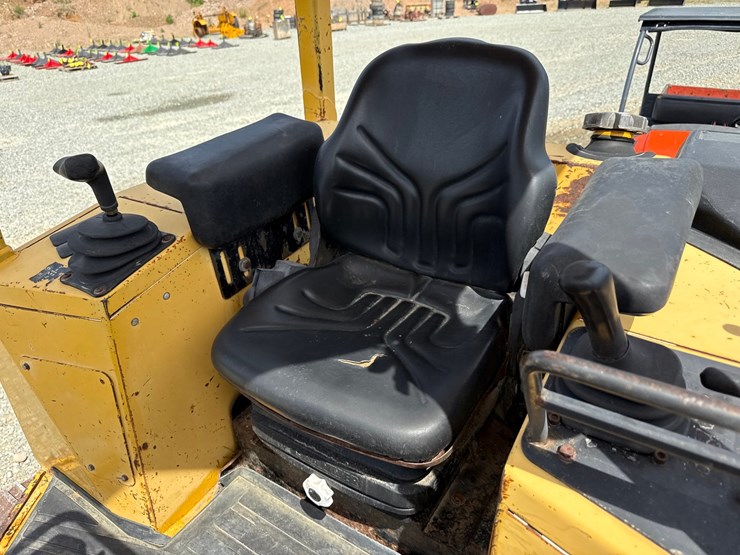 deere-550h-image-45