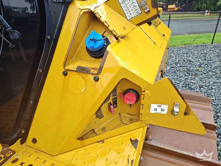2022-caterpillar-d5-lgp-image-34