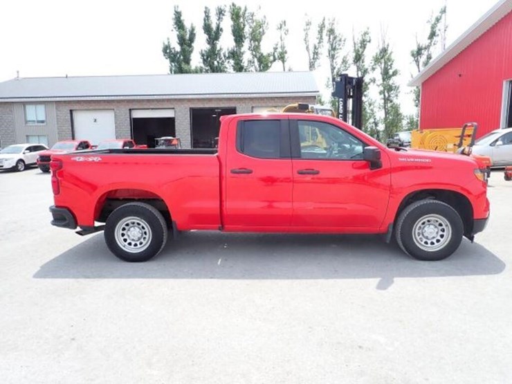 chevrolet-silverado-1500-image-4