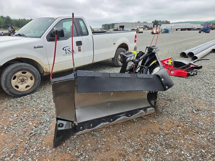#6360-•-approx.-110"-boss-smartshield-ss-v-xt-snow-plow-image-4