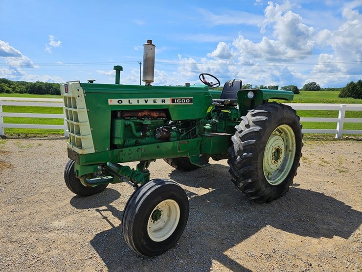 oliver-1600-image-1