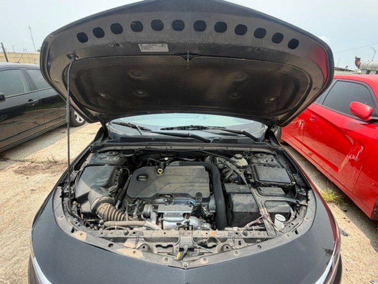 #78-•-2022-chevrolet-malibu-image-22