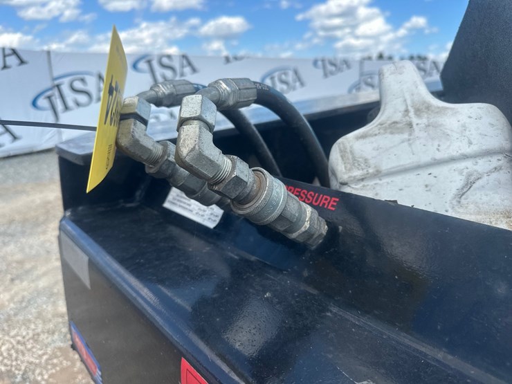 #60924-•-2026-contender-tri-axle-lowboy-trailer-image-9
