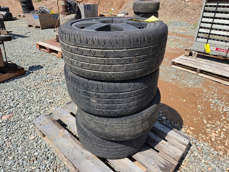 #6022-•-(4)-continental-contiprocontact-225/45r17-tires-w/rims-image-1