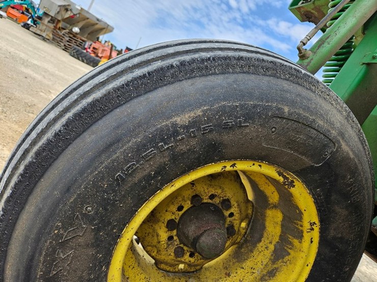 john-deere-935-image-26