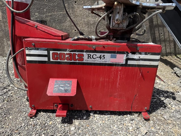 #61-•-coats-rc-45-rim-clamp-tire-changer-image-5