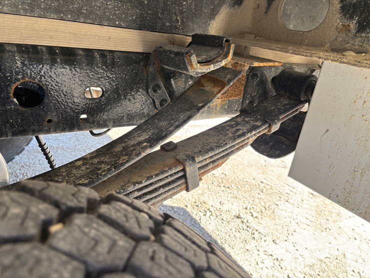 2004-ford-f450-image-76