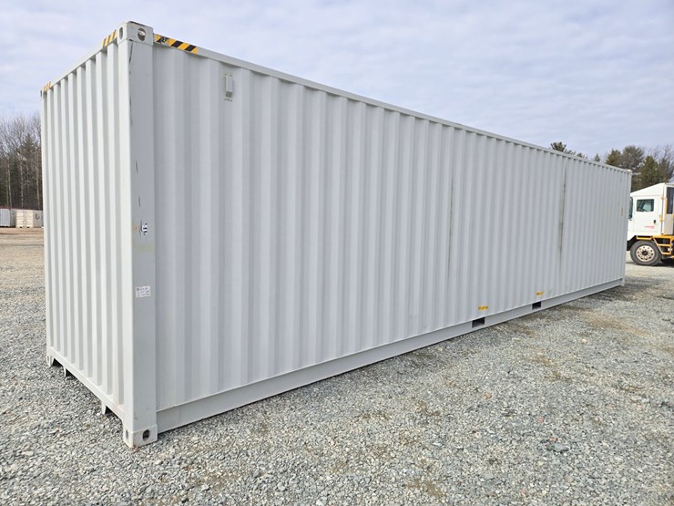 #5010-•-(5)-door-40'-shipping-container-image-5