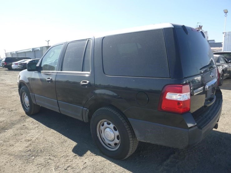2011-ford-expedition-image-4