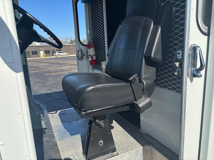 #2419-•-1987-chevrolet-emergency-response-unit-image-36