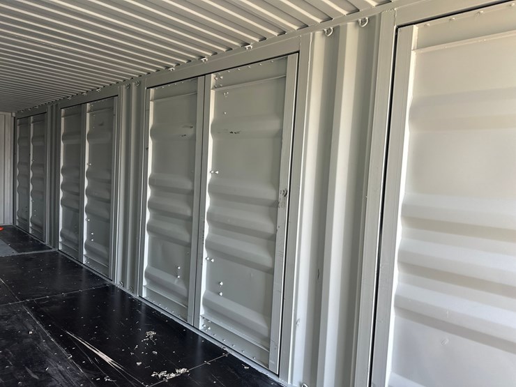#5009-•-approx-40'-(5)-door-one-trip-shipping-container-image-10