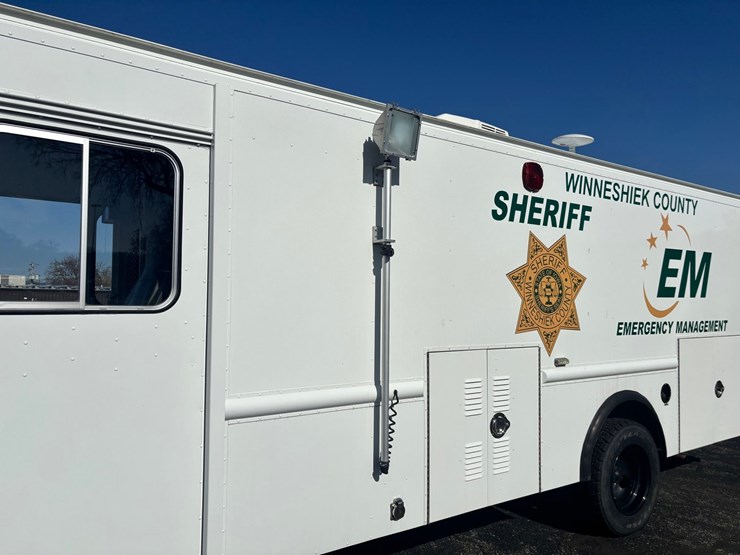 #2419-•-1987-chevrolet-emergency-response-unit-image-9