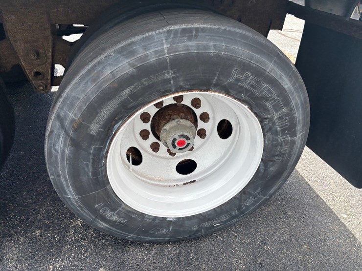 #2188-•-2002-hyundai-48'-dry-van-image-59