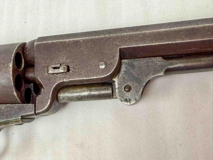 colt-revolver-image-20