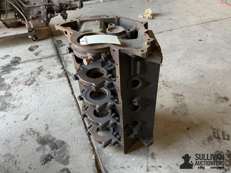 1972-ford-cleveland-cobra-jet-351-4-bolt-main-block-image-1