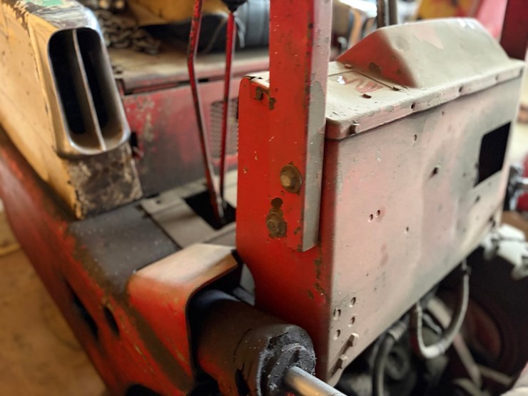 #1772-•-clark-forklift-image-21