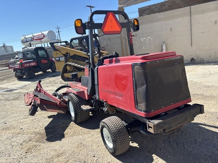 2009-toro-groundsmaster-4100d-image-4
