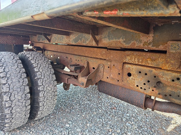 2001-ford-f350-image-24