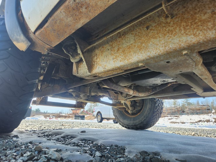1998-chevrolet-3500-image-25