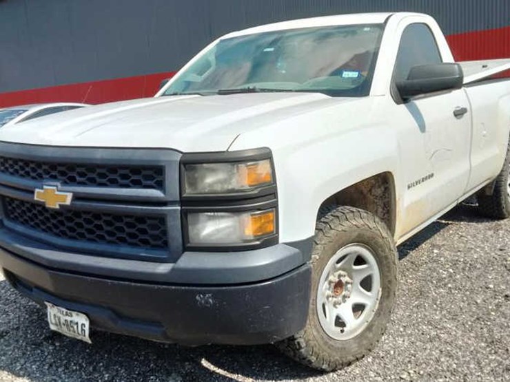 #2-•-2014-chevrolet-silverado-image-1