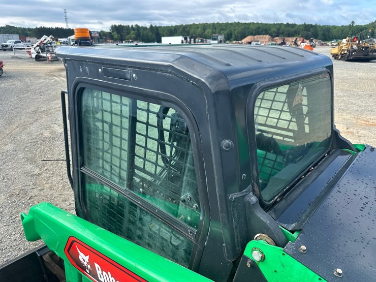 2021-bobcat-t76-image-10