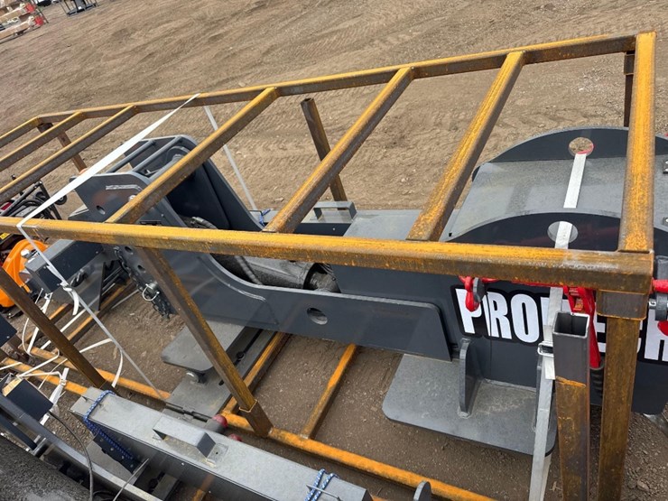 new-promech-co-12v-fifth-wheel-wrecker-attachment-model-fw80-image-5