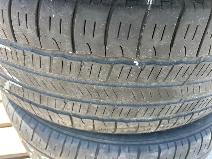 #6035-•-(4)-douglas-performance-225/55r17-tires-w/-aluminum-rims-image-7